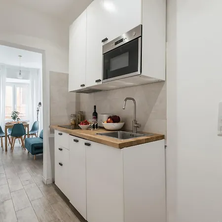Apartment The Rent - Three-room Near The Colosseum Rome